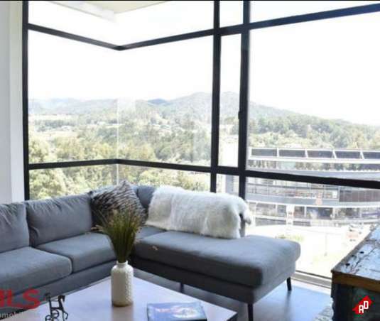 Apartamento para Venta en Alto de las Palmas. Municipio Envigado - $780.000.000 - 235902
