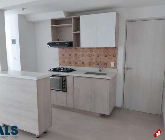 Apartamento para Venta en Loma de San Jose. Municipio Sabaneta - $225.000.000 - 235986