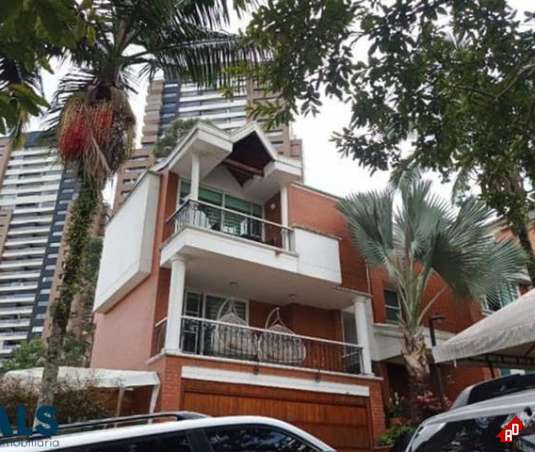 Casa para Venta en Altos del Poblado. Municipio Medellin - $2.000.000.000 - 236462