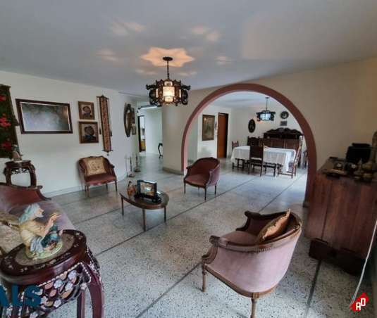 Casa para Venta en Los Colores. Municipio Medellin - $1.800.000.000 - 236531