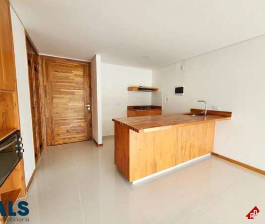 Apartamento para Venta en Loma de San Jose. Municipio Sabaneta - $400.000.000 - 237915