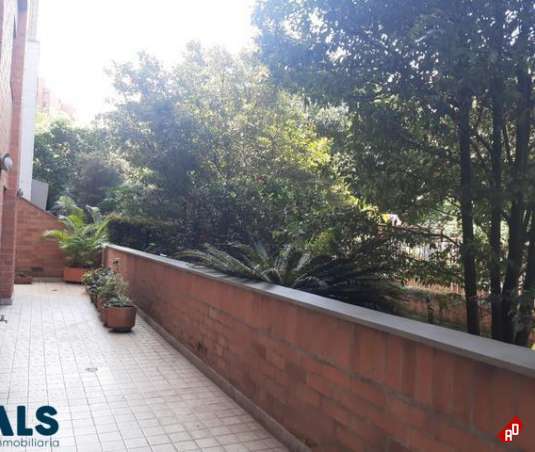Apartamento para Venta en La Frontera. Municipio Envigado - $1.034.000.000 - 240149