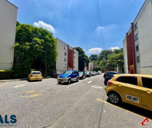 Apartamento para Venta en Alto de las flores. Municipio Envigado - $305.000.000 - 240776