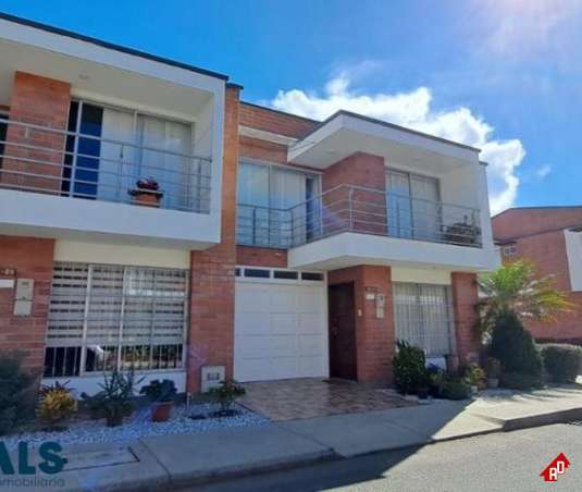 Casa para Venta en Urbano (La Ceja). Municipio La Ceja - $698.000.000 - 242250