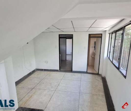 Casa para Venta en avenida 30 de agosto. Municipio Pereira - $800.000.000 - 243351
