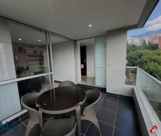 Apartamento para Venta en Los Balsos Nº 1. Municipio Medellin - $1.050.000.000 - 245829