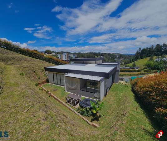 Casa para Venta en V. El Chuscal. Municipio El Retiro - $1.900.000.000 - 246518
