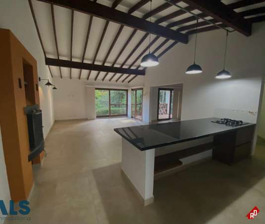 Casa para Venta en Urbano. Municipio El Retiro - $1.495.000.000 - 253785