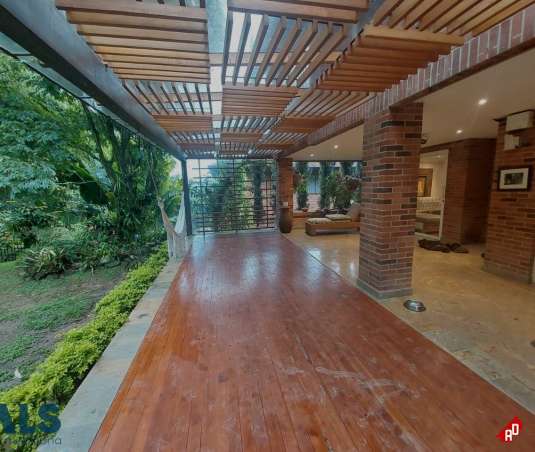 Casa para Venta en Altos del Poblado. Municipio Medellin - $2.800.000.000 - 254728