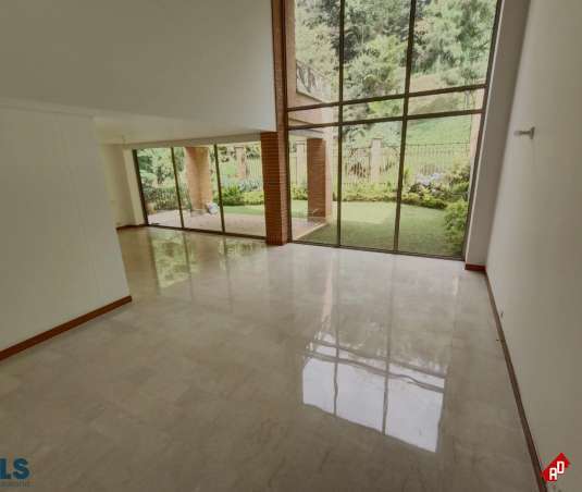 Casa para Venta en El Tesoro. Municipio Medellin - $2.150.000.000 - 254894