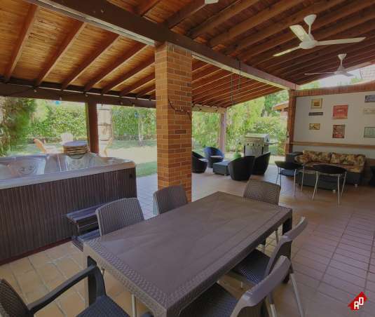 Casa para Venta en Urbano. Municipio Santa Fe de Antioquia - $850.000.000 - 255062