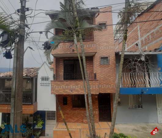 Casa para Venta en La Milagrosa. Municipio Medellin - $300.000.000 - 255198