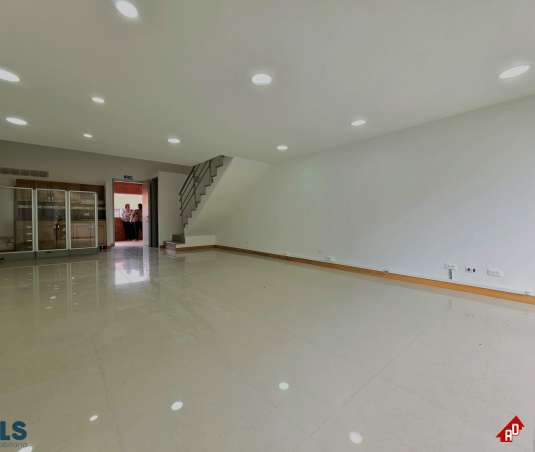 Oficina para Venta en Alto de las Palmas. Municipio Envigado - $750.000.000 - 257687