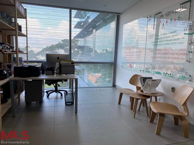 Oficina para Venta en El Poblado. Municipio Medellin - $770.000.000 - 224371